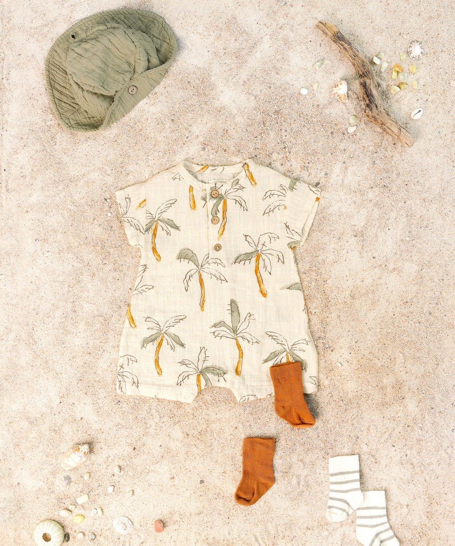 Palm Tree Short-sleeved jumpsuit with coconut button