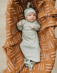 Ribbed Knot Hat