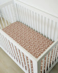 Mebie Baby Crib Sheet - Daisy Dream