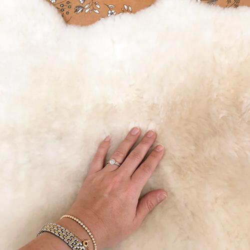 BENEFITS OF SLEEPING ON SHEEPSKIN FOR BABIES