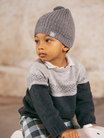 Knitted beanie with pom-pom - Grey