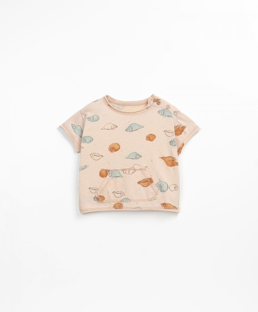 T-shirt with kangaroo pocket - Shells