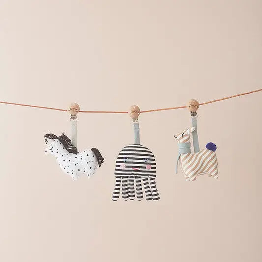 Baby Carrier Clip - Lama