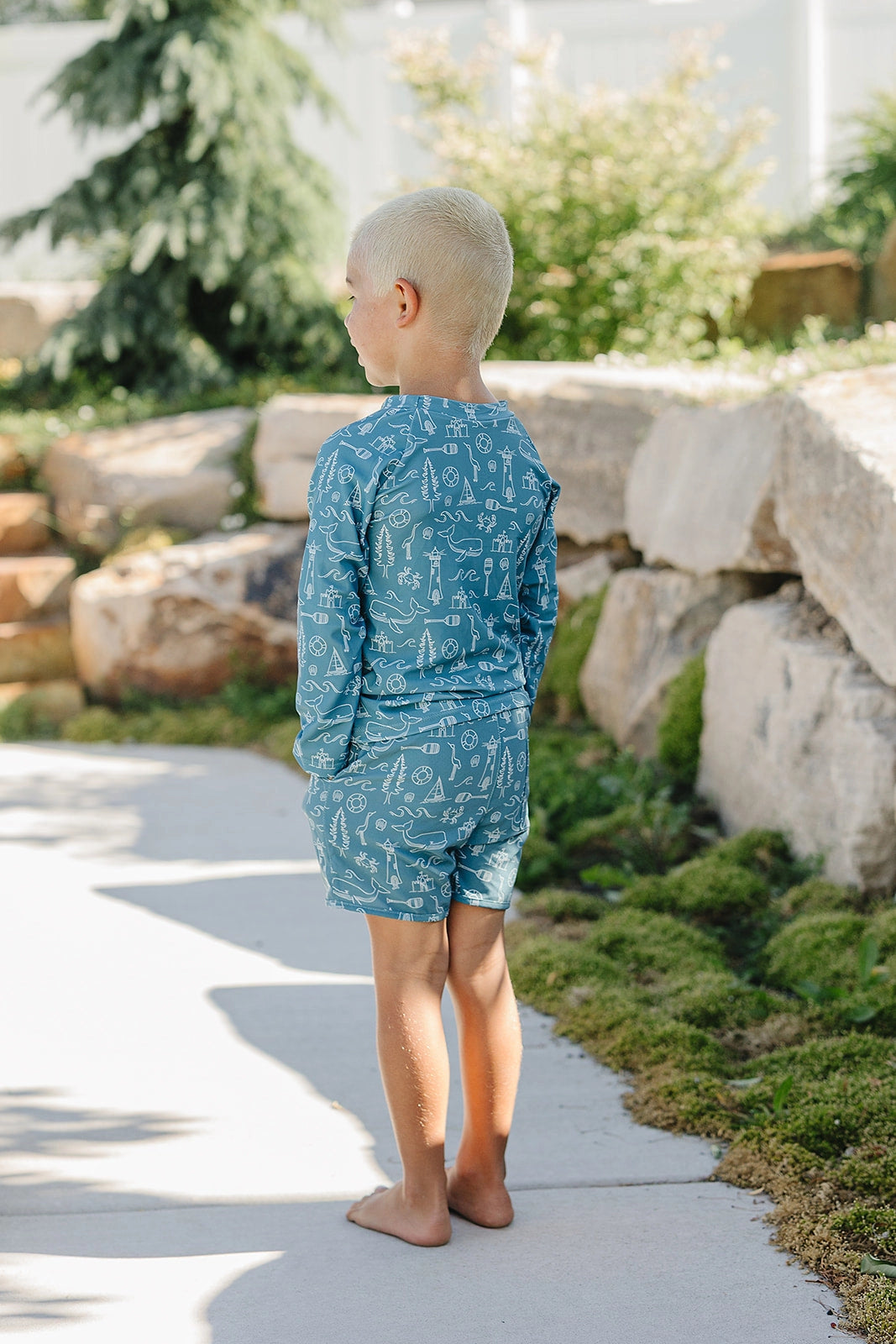 The Max Rashguard Top