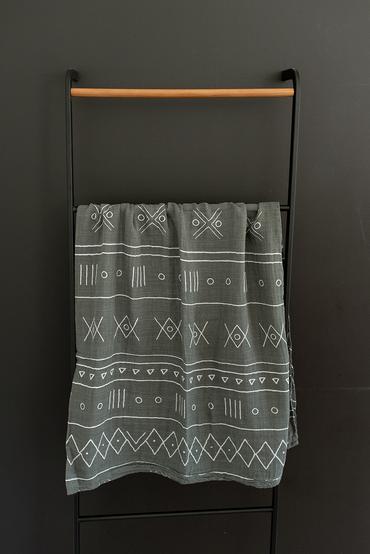 Mebie Baby Muslin Swaddle Blanket - Olive Strokes