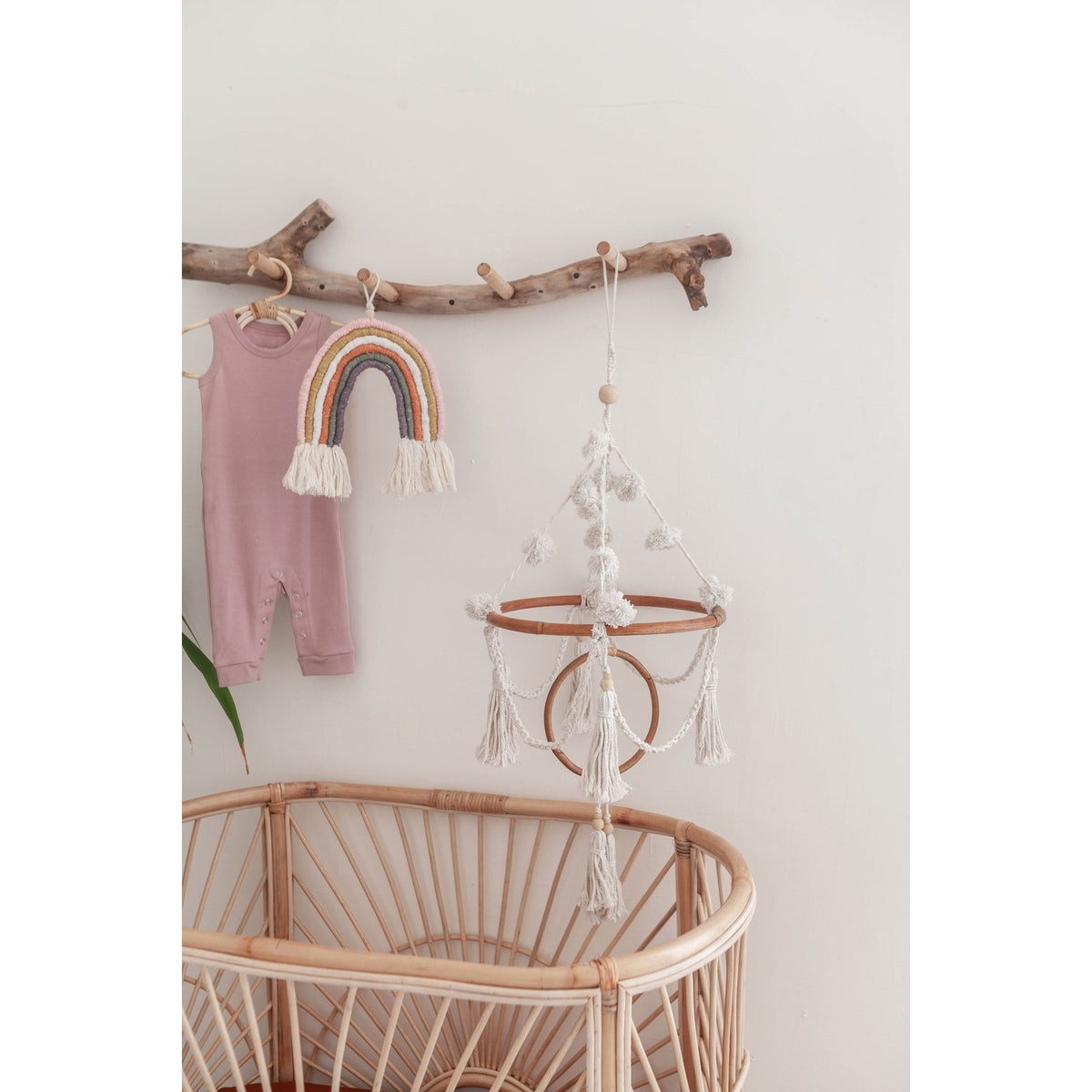 Pom Pom Natural Baby Mobile