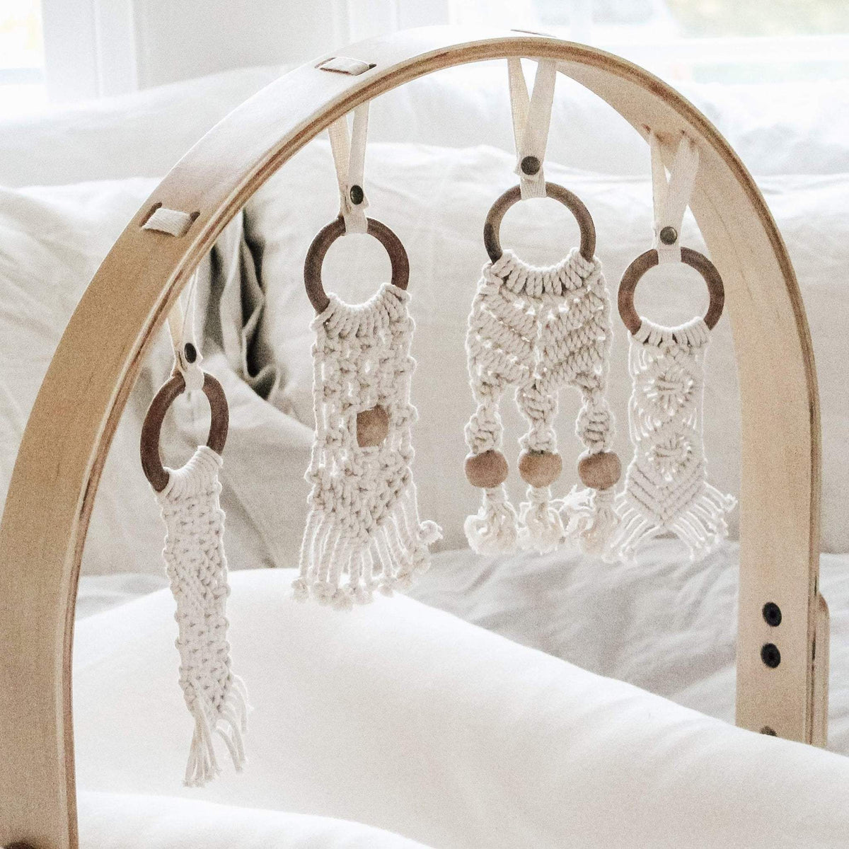 Finn + Emma - Play Gym / Macrame Natural