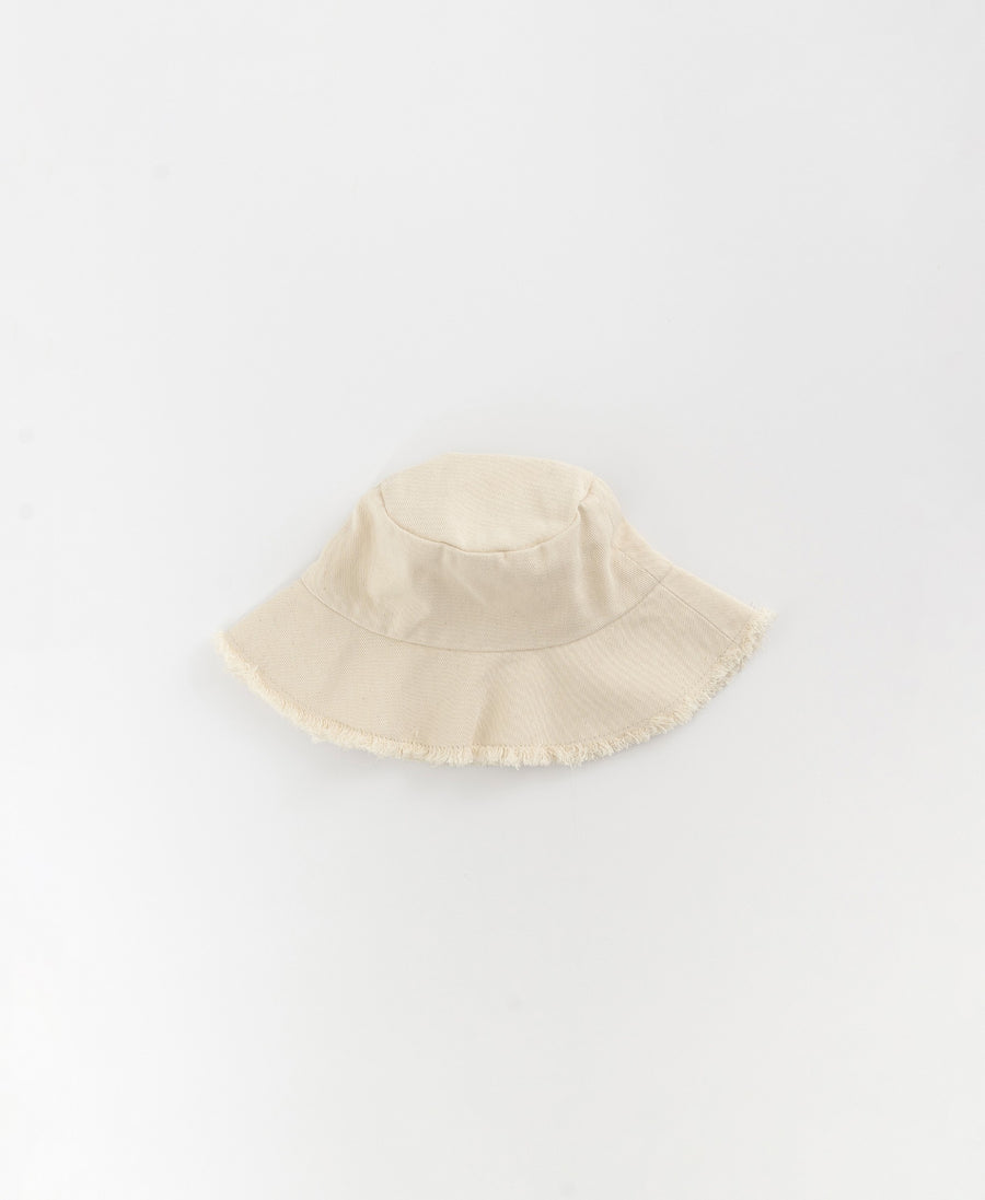 Hat with frayed detail on the brim