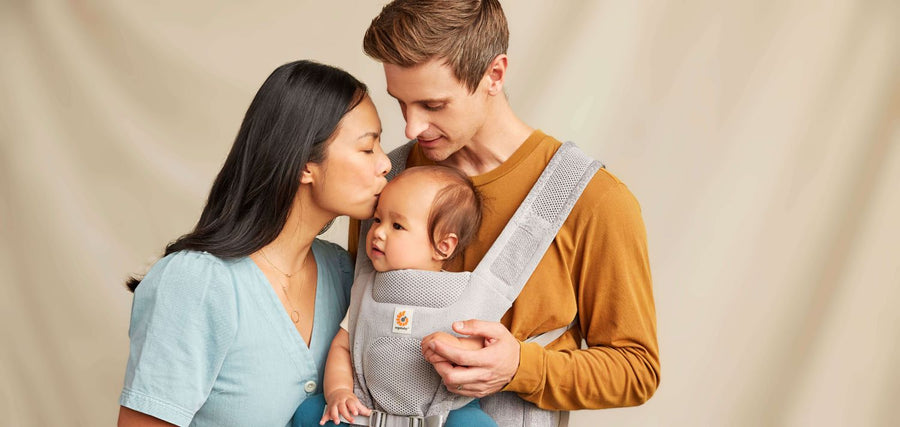 ergobaby aerloom back carry ERGOBABY AERLOOM BABY CARRIER – FORMAKNIT STRETCH - Sand