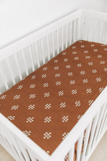 Mebie Baby Fitted Crib Sheet - Chestnut